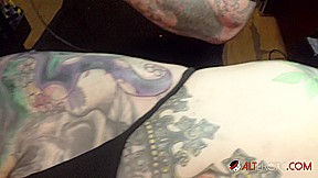 Marie Bossette Deals With a Very Painful Tattoo!