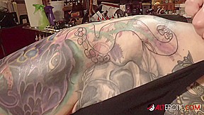 Marie Bossette Deals With a Very Painful Tattoo!