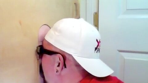 Married Guy Loves These Gloryhole Blowjobs