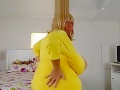 Massive Natural Tits On This Webcam Girl