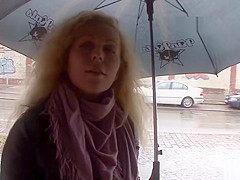 Mature Seduce to Fuck for Cash at Street Casting German