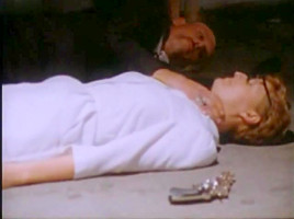 Melissa Lyndon,Unknown,Leslie Harter,Alexandra Harlan,Cheryl Dent in Sex Files: Pleasure World (1998)