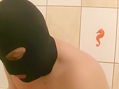 Mistress Roberta ass worshipping after she humiliate her slut