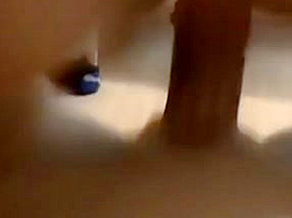 Mit dem handy in der hand die eigene geile freundin gefickt
