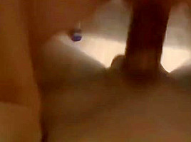 Mit dem handy in der hand die eigene geile freundin gefickt