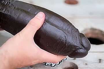 Mr Hankeys Toys Atlas Review: Bow Down To This God Of A Dildo