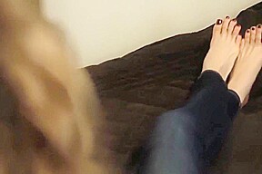 Must See Feet - Ashlyn's Super Long Toes