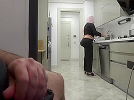 My Big Ass Stepmom Caught Me Jerking Off While Watching Her