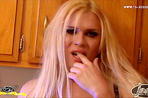 My Hot Tranny Wife Serving Me Her Delicious Dick - Ts Jesse
