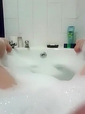 My bbw slut in bath fancied a play