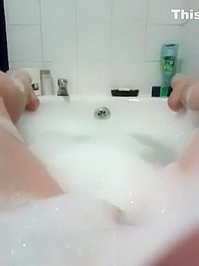My bbw slut in bath fancied a play