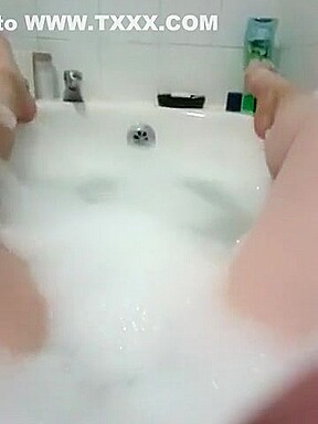 My bbw slut in bath fancied a play