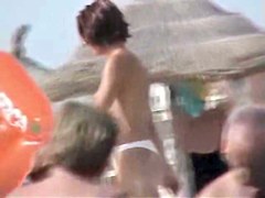 Naked tits proudly sticking for beach cam