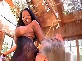 Naughty Ladies Know That Facesitting Feels Good To Boyz