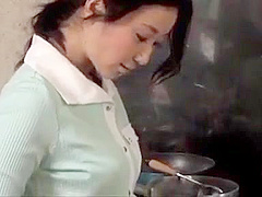 Neighbors eavesdropping Japanese couple (Full: bit ly/2RGY2EO)