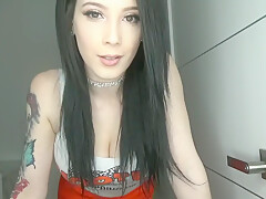 Noelle Easton In Pantyhosed Hooters Girls Make You Weak