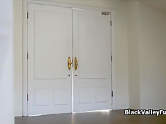Nubian Princess In Short Haired On Bbw One-eyed Snake
