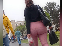 OMG that Huge Fat Latin ass