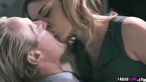 Offers One Hot Final Sex - Vanessa Vega And Clarke Kent