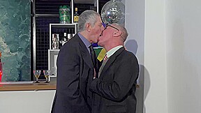Older 4 Me Gay Video