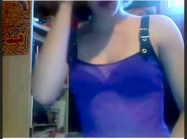 Omegle amateur chicks flashing on video
