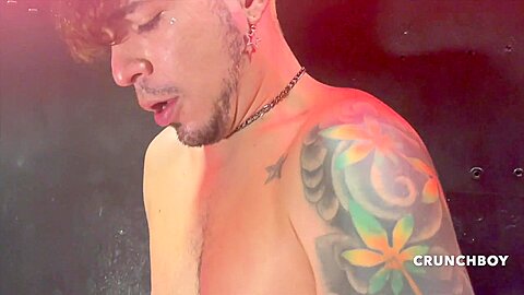 Oskar Ivan Fucked Raw By Le Bulagri - CrunchFrenchBareback