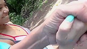 Outdoor Pound With Vina Sky - High Definition Movies