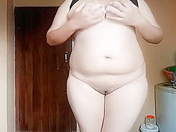 Pakistani Girl Masturbating