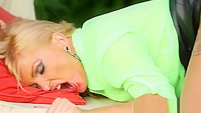 Pee fetish slut urinating