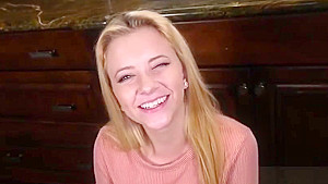 Petite teen 18+ stepdaughter bj