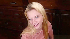 Petite teen 18+ stepdaughter bj