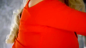 Pick-up spread blonde sex and banged her in the pussy and shaved cock   