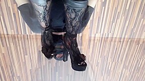 Pilation 3 - Worshipping A Tattooed Milfs Feet