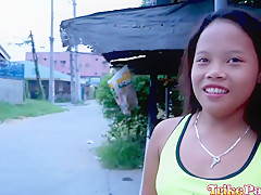 Pinay teen 18+ Romp - TrikePatrol