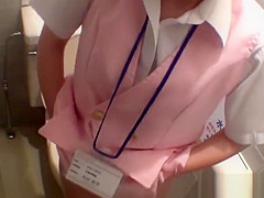 Pissing japanese babes