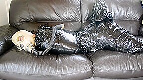 Plastic Bondage Gasmasked Girl