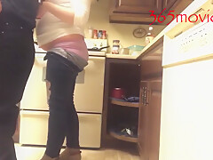 Real Interracial Kitchen Fuck Pregnant Milf Bbc