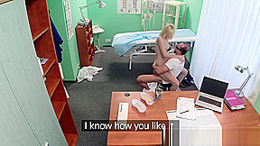 Real euro patient squirting while fingered