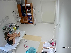 Real-life Rectal Exam Of Girl To Get On All Fours