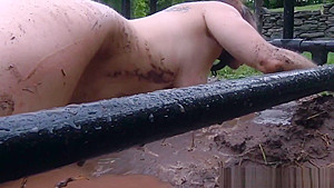 Restrained babe pussytoyed outdoors