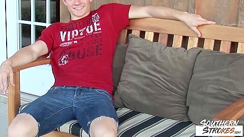 SOUTHERNSTROKES Athletic Twink Tyler Sweet Solo Wanks On Cam