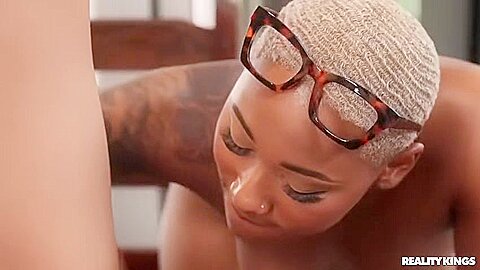 Sadie Pop, Thick Ass Daphne - Fucking Around [fullhd]