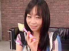 Salacious Asian pussy fingering