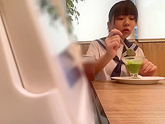 Same-077 A Beautiful Girl Whose Step father Will Never Let H