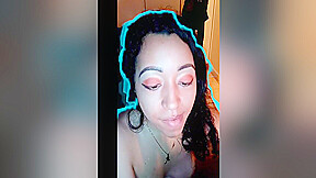 Saturno Squirt Is A Young Singing student 18+, She Is In Love With Her Mature Man