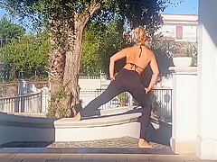 Selenas Outdoor Sex After Yoga