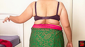 Sexiest Saree Draping In An Erotic Pose - No Sex - No Nudity - No Fucking