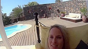 Sexy Frau bekommt Creampie von einem Fremden im Urlaub
