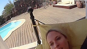 Sexy Frau bekommt Creampie von einem Fremden im Urlaub