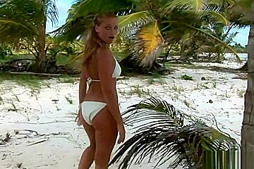 Sexy babe on island beach gets her pussy and ass fucked roughly